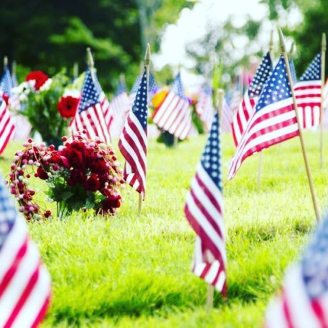 Remember & Honor those who have given so much for our freedom! Happy Memorial Day 🇺🇸 #grateful #usaf #honorthefallen #memorialday